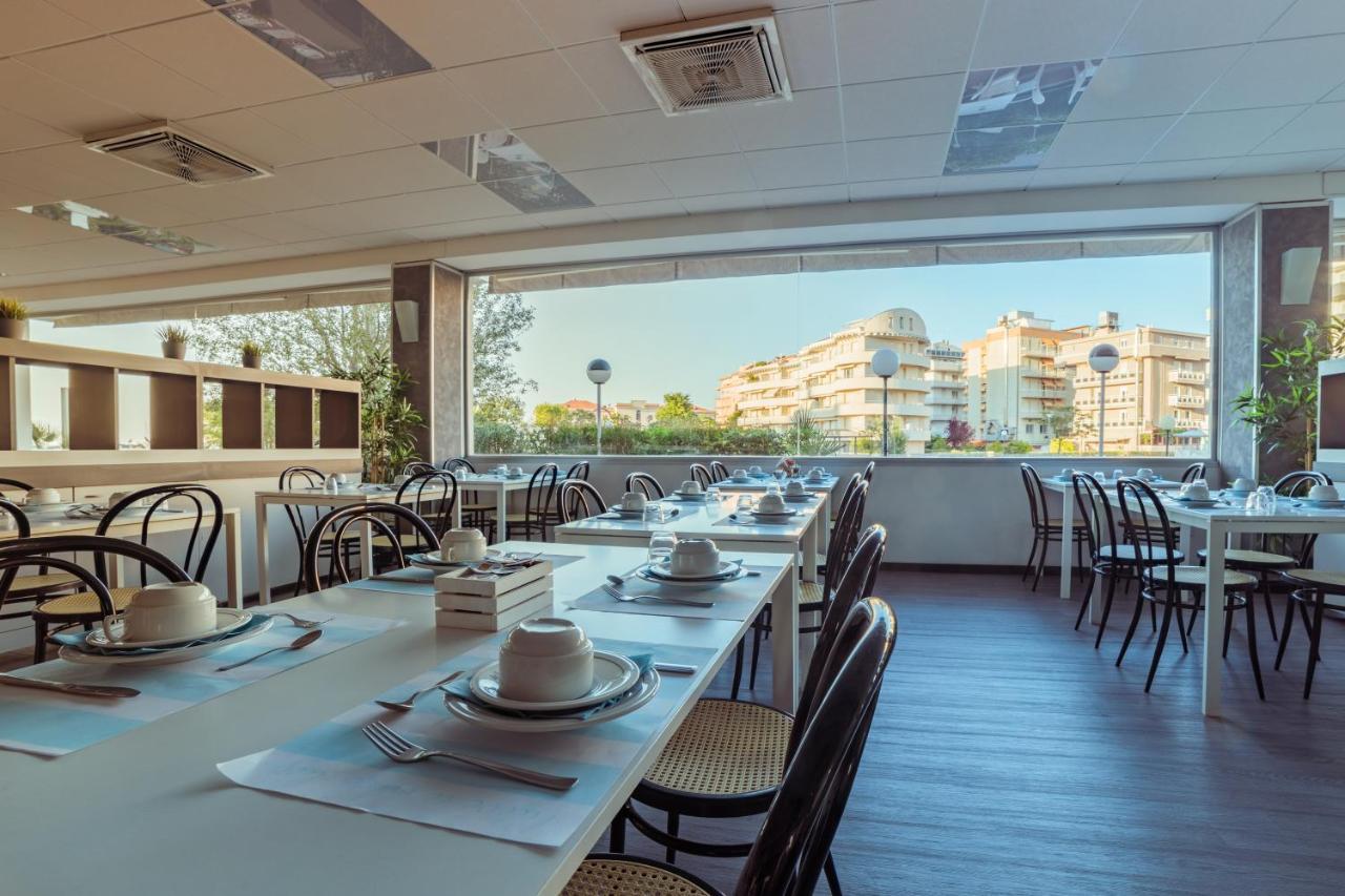 Hotel Imperiale Cattolica Exterior photo